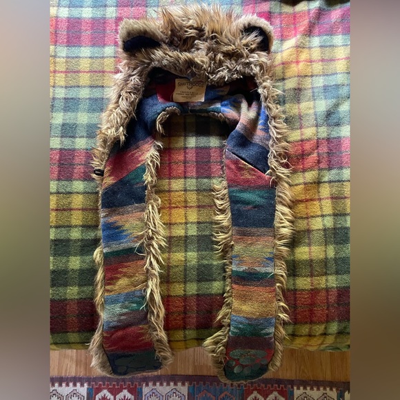 Faux Fur Wool Lined Hat w/pockets - Picture 2 of 3